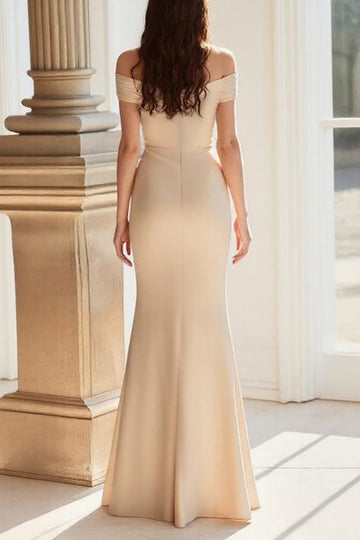 Champagne Épaule Dénudée Fourreau Robe Mère de la Mariée avec Appliques